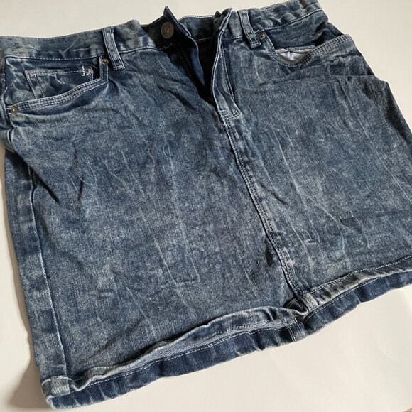 H&M Divided Acid Wash Denim Mini Skirt - Picture 2 of 8